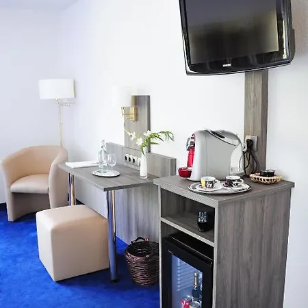 Krone Ueberlingen Am Ried ジンゲン