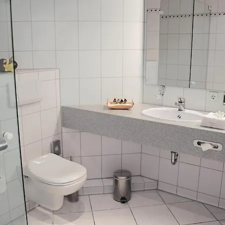 Krone überlingen Am Ried 3*