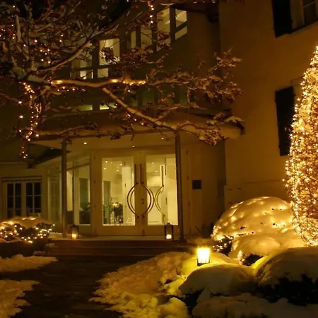 ホテル Krone Ueberlingen Am Ried 3*